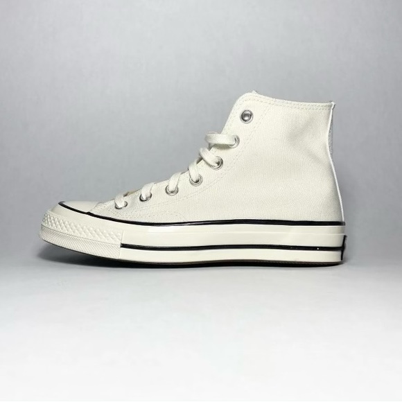 Chucks. - Picture 5 of 7